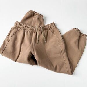 Lululemon Scuba Mid-Rise Oversized Jogger *Short Taupetastic Medium